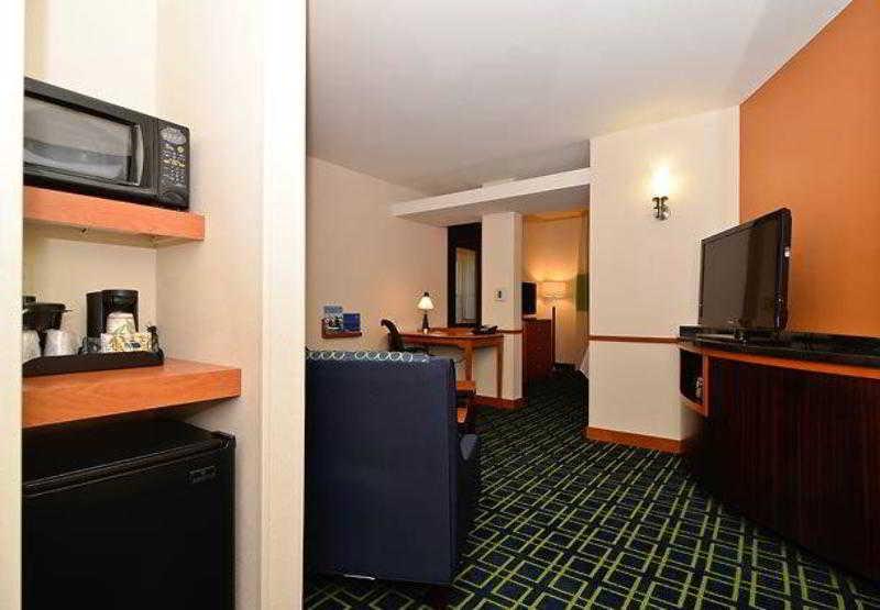 Fairfield Inn & Suites Santa Cruz - Капітола Екстер'єр фото